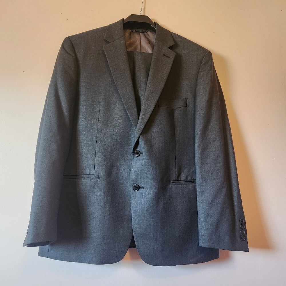 Vintage Lauren Ralph Lauren Gray Wool Suit 42S 34x27.5 Made in Canada